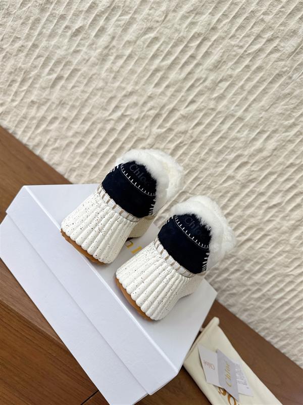 2025112815381589 390